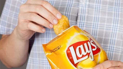 Are lays chicken chips vegetarian